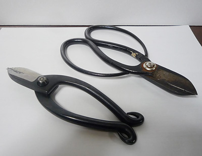 Spezielle Hasami Schere, deren Schneiden aus Stahl sind und hohe Schärfe aufweisen